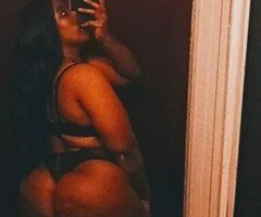 Kansas City escorts - Big Booty Chocolate Beauty