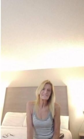 Scarlett is back - 1