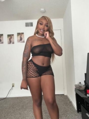 NO DEPOSIT⭐Young And Petite Ebony Extreme Squirter And Creamer 💦🌊🐱Avaliable Now!! Instant Response📲 - 1