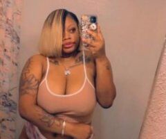 Milwaukee escorts - OUT CALLS ➡TWITTER @ DAREALMOCHAA (32.8.K) PLEASE DONT ASK FOR PICTURES🚫 I DONT DISCRIMINATE I TAKE ALL SIZES 🫶🏽 VERY DISCREET & FRIENDLY 🍭 PRETTY FACE & LIP COMBO 🤪🤯🤯 HEAD HUNCHO!