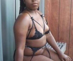 looking for generous men looking for a good time 😌🤑 - Image 2