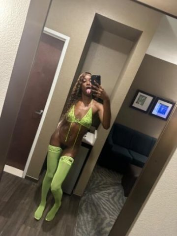 HORNY EBONY - 1