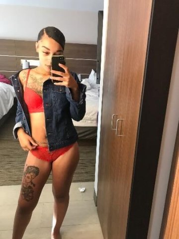 EXOTIC 💋🥺 FAT COOCHIE😜IN TOWN 🌴 QV$100 OUTCALL SPECIAL!! 🤪 - 1