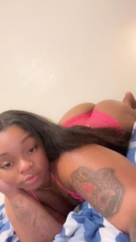 Kandy🥴😘🍭💦 available now cum see me🤪 - 1