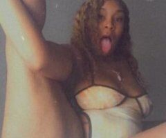 💦WETT MOUTH⭐👅😍PRETTY PUSSY💕🎀 GREAT COMPANION FREAK🏅✨🥂 - Image 2