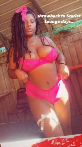 THICK AF black babe looking to satisfy you tonight! - 1