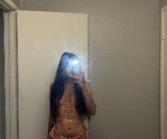 New Young Petite Foreign Woman 😍🥰😘 - Image 3