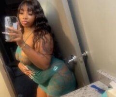 Buffalo escorts - ...wetter and better than her 👆🏽and her👇🏽 😜💦