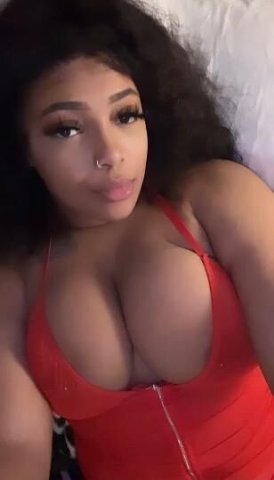 THROAT PRINCESS • BBW SPLASH MAMMII 💦 - 1