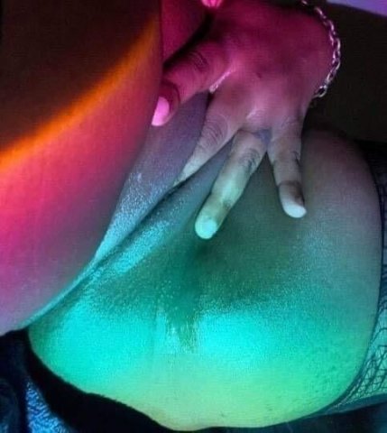 🦋🧁POUNDCAKE 🦋❤CATCH ME WHILE YOU CAN🥰💦💦wett likkle 💕💕 deep throat 💦💦💕READY TO DRAIN YOUR lCOCK TONIGHT 👅👅💦💦Incalls & O - 1