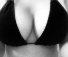 Florence escorts - hello luvs, catch me while im in town so we can have a lovely time.