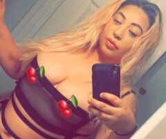 THICK BLONDE🍑 WATER WORKS💦LETS HAVE SOME FUN🔥🍒👅Outcall Only - Image 8