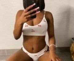 Lil Bitt 🥰😋💦👅🍆 - Image 12