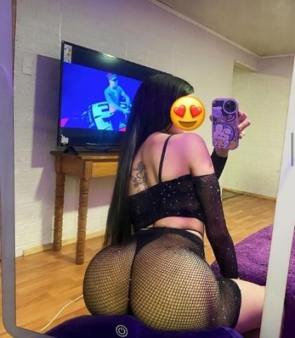 hermosa latina hot - 1
