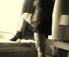 ✨ALL-NATURAL, INDEPENDENT, MATURE, TATTOOED, KINKY ,SEXY THICK MILF NEXT DOOR✨ - Image 11