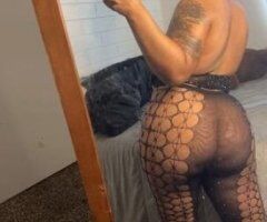 I AM SO HORNY BABE🍑 - Image 2