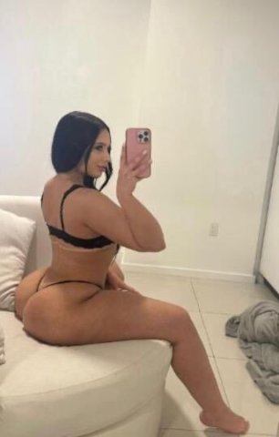 Latina Sexy - 1