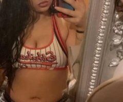 Very intimate and Horny White female 🥵💙😘 - Image 6