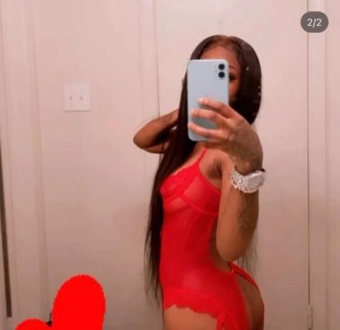 FREAKIST PETITE🫦👅💦🍆 - 1