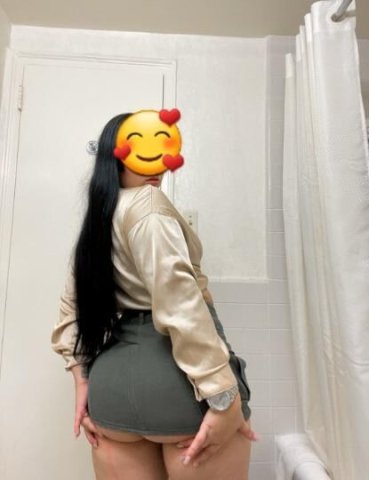 Outcall💯🔥🍑legit outcall service 🤳💬📲 best sexy chicks 😋 call now and have some fun 🫦 - 1