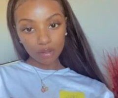 BACK SEAT RIDER😝👅🤞🏾(Gushy Tight&Right)💦💦 - Image 2
