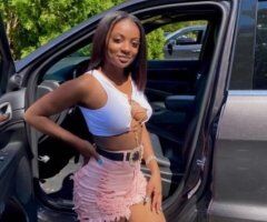 BACK SEAT RIDER😝👅🤞🏾(Gushy Tight&Right)💦💦 - Image 3