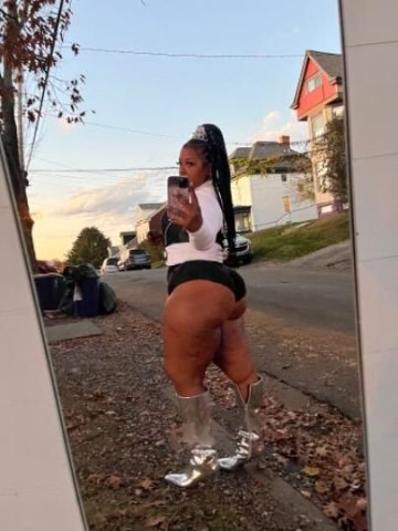 everthing is fat and wet ✅ - 1