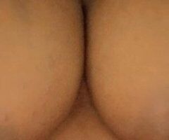 Everett escorts - BABY GIRL IS A TOTAL FR EAK.. THE HEAD DOCTOR IM THE TRUTH