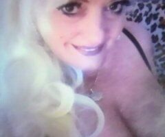 San Diego's Hottest Blond MILF - Image 6