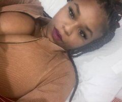 available now..pretty& horny 🥰💋in & outcalls 🫶🏽💦 latenight - Image 6