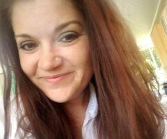 a lovely girl looking for a mans sugar - Image 2