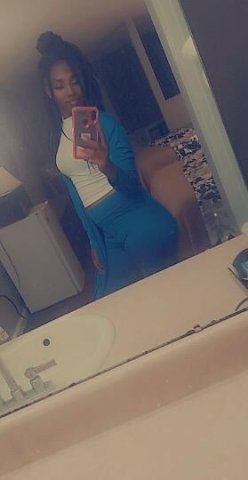 Sweet & Sexy 👀(Grown Men Only) - 1