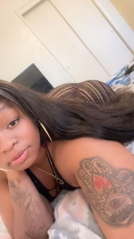 come see kandy😋😍🍭 meet ups available now - 1