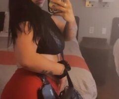 New in town 💋 - Image 2