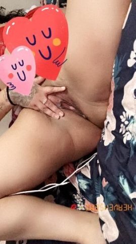 THICK LATINA SLUT 👅💦 - 1