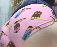 Thickest snow bunny around😍😍😍 incalls only - Image 3