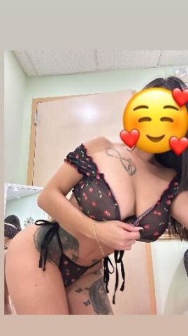 Beautiful Colombian new ready to fulfill your fantasies - 1