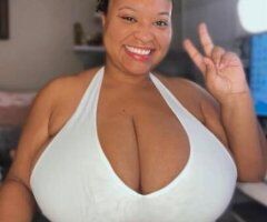 I am YASMIN, a sultry,sexy, curvy, I can provide you with an experience 💝Facetime fun⭐Sexting⭐Nuru Massage 💦 2girl special 💦Hey daddy cum try something new and exciting your new fave 💗 $40 deposit required for all dates 💰 - Image 4