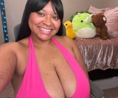 I am YASMIN, a sultry,sexy, curvy, I can provide you with an experience 💝Facetime fun⭐Sexting⭐Nuru Massage 💦 2girl special 💦Hey daddy cum try something new and exciting your new fave 💗 $40 deposit required for all dates 💰 - Image 9