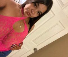 Salem escorts - Big Juicy boobies phat wet kitty 💋💦 leaving at 6am come see me while i'm still here 🍯