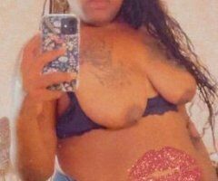 bbw hosting come try me 🌹🌹 - Image 2