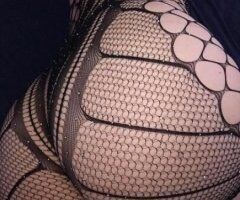 Slo los hombres latinos con la polla muy peluda y los huevos peludos pueden follarme - Image 6