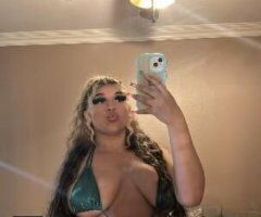 Super Horny Wet Pussy 🔥🔥🔥🔥 - Image 2