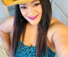 Busty exotic Latina Camarillo Ventura - Image 3