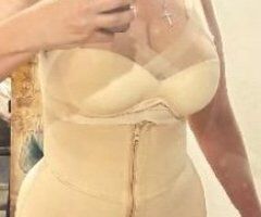 Voluptous Sexy Milf looking to play today - Image 8