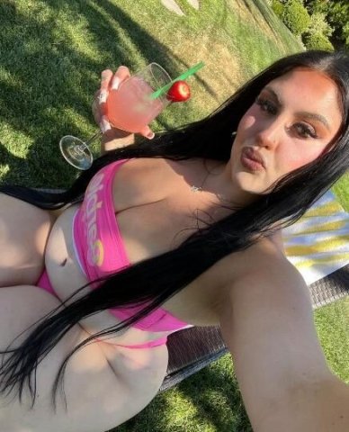 Big Booty Freak😘😜 come slut💦me out daddy GFE Freak Greek Queen cum in my mouth daddy DEPOSIT REQUIRED! - 1