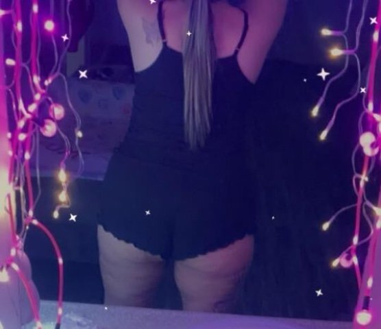 Big Booty Sexy Latina - 1