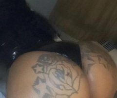 South Jersey escorts - 2 GiRLS -BiG TEXAS & KENTUCKY STALLION