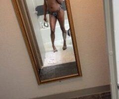 Sexy Chocolate Body Beautiful Face Small waist Long legs - Image 9