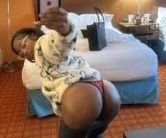 A slut for a BIG spender 💦👅 - Image 4